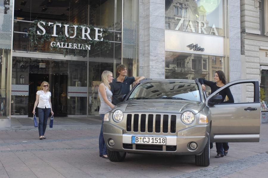  Jeep Compass 2007 года  (фото 44 из 100)